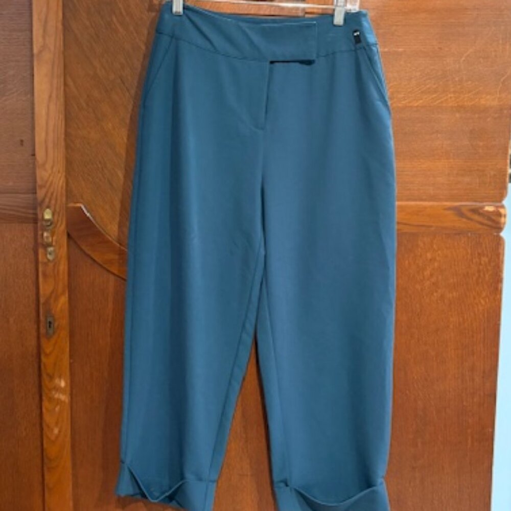 Lady Doctor Who pants, size 7, Her Universe